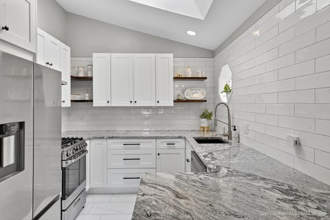 Tiny photo for 2013 N Coldspring Road, Arlington Heights, IL 60004 (MLS # 12764893)