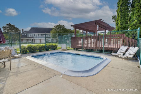Tiny photo for 2013 N Coldspring Road, Arlington Heights, IL 60004 (MLS # 12764893)