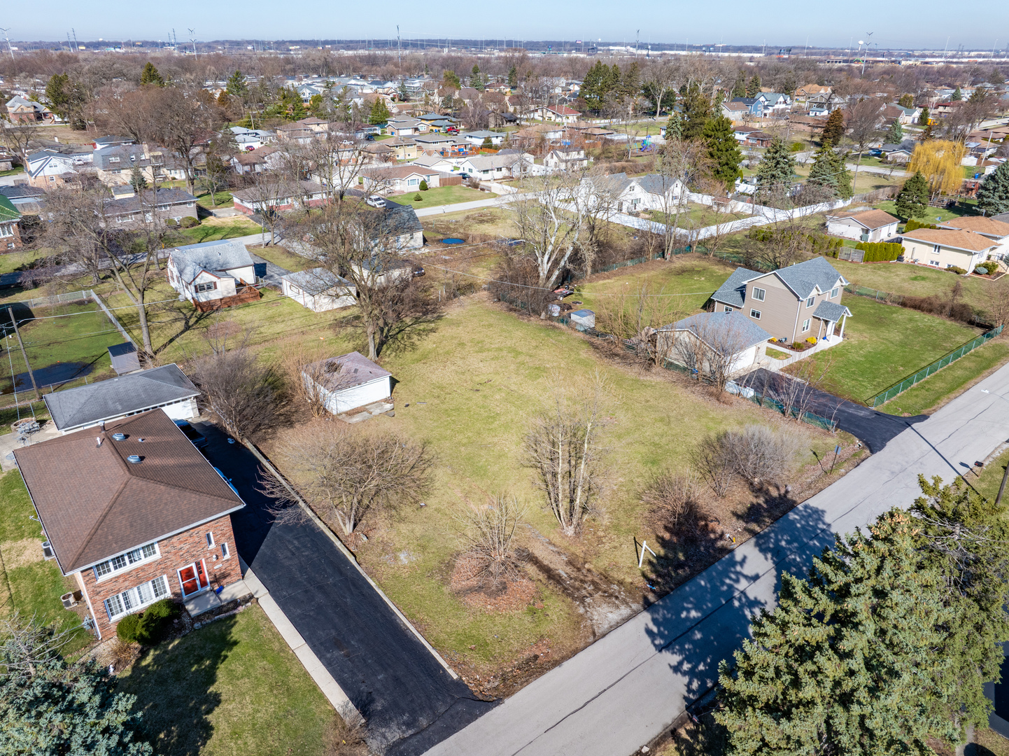 7740-7744 Banks Street