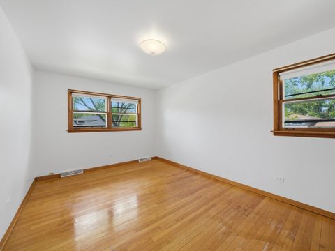 Tiny photo for 18345 Pierce Avenue, Homewood, IL 60430 (MLS # 12637370)