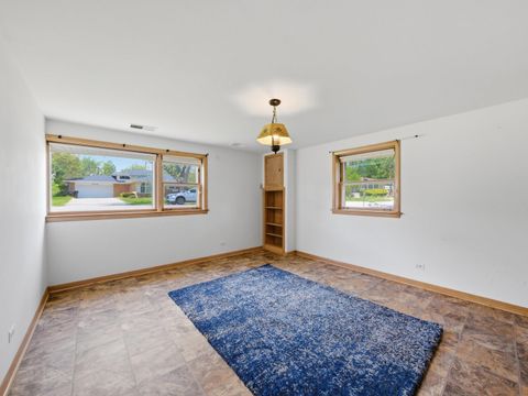 Tiny photo for 18345 Pierce Avenue, Homewood, IL 60430 (MLS # 12637370)