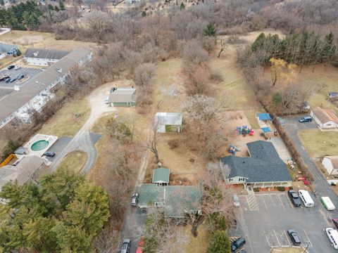 Tiny photo for 4715 W Crystal Lake Road, McHenry, IL 60050 (MLS # 12555092)