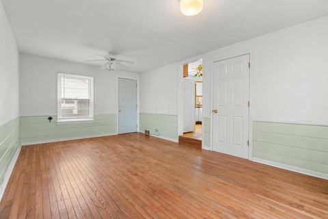 Tiny photo for 4715 W Crystal Lake Road, McHenry, IL 60050 (MLS # 12555092)