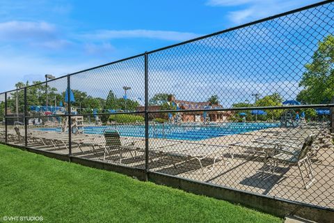 Tiny photo for 110 N Caroline Avenue, Elmhurst, IL 60126 (MLS # 12399431)