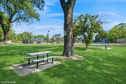 Tiny photo for 110 N Caroline Avenue, Elmhurst, IL 60126 (MLS # 12399431)