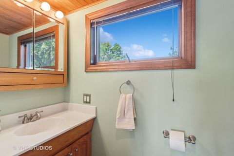 Tiny photo for 110 N Caroline Avenue, Elmhurst, IL 60126 (MLS # 12399431)
