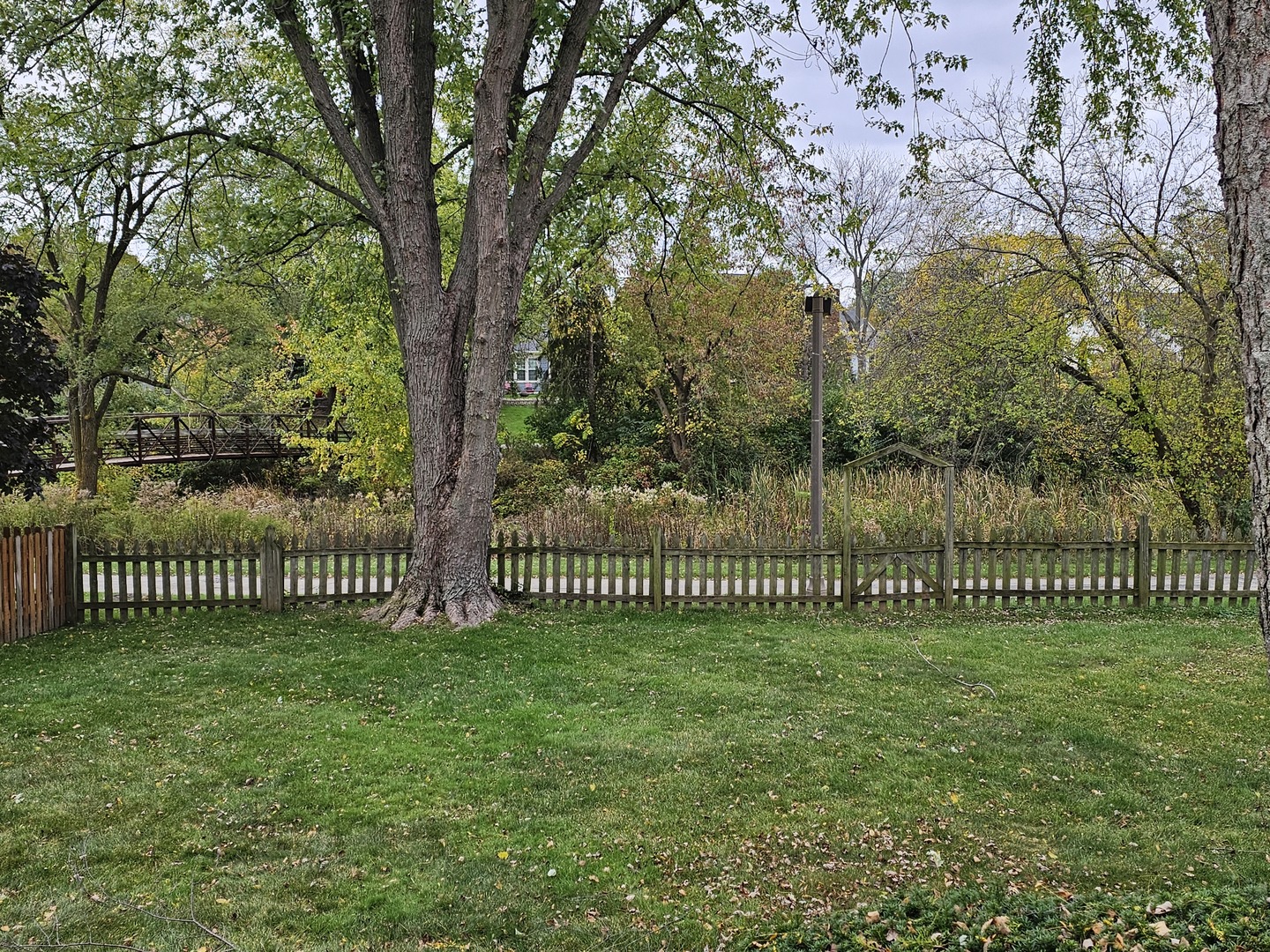 Vernon Hills, Illinois 60061, United States, 4 Bedrooms Bedrooms, ,3 BathroomsBathrooms,Residential,Contingent,247027