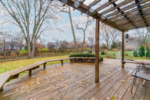 Tiny photo for 111 Midway Lane, Vernon Hills, IL 60061 (MLS # 12501833)