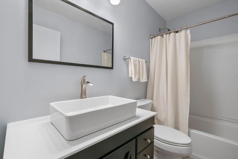 Tiny photo for 111 Midway Lane, Vernon Hills, IL 60061 (MLS # 12501833)