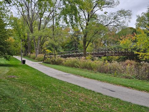 Tiny photo for 111 Midway Lane, Vernon Hills, IL 60061 (MLS # 12501833)