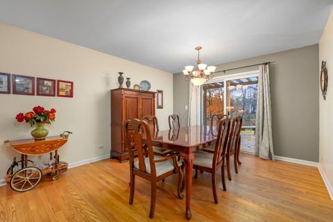 Tiny photo for 111 Midway Lane, Vernon Hills, IL 60061 (MLS # 12501833)