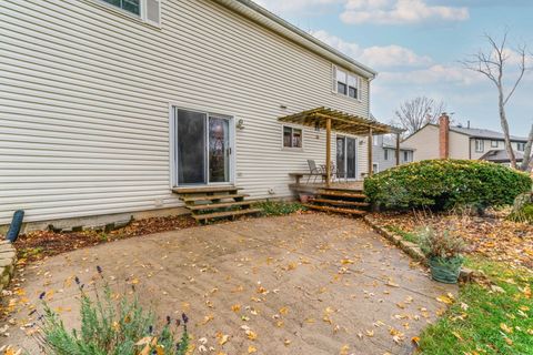 Tiny photo for 111 Midway Lane, Vernon Hills, IL 60061 (MLS # 12501833)