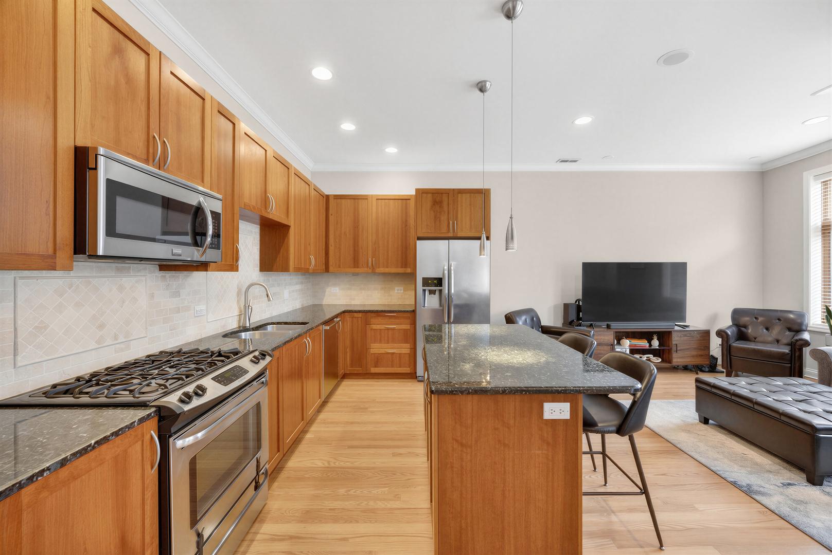 2245 W North Avenue 202