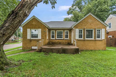 Photo of 1838 37th Street, Rock Island, IL 61201 (MLS # 12729277)