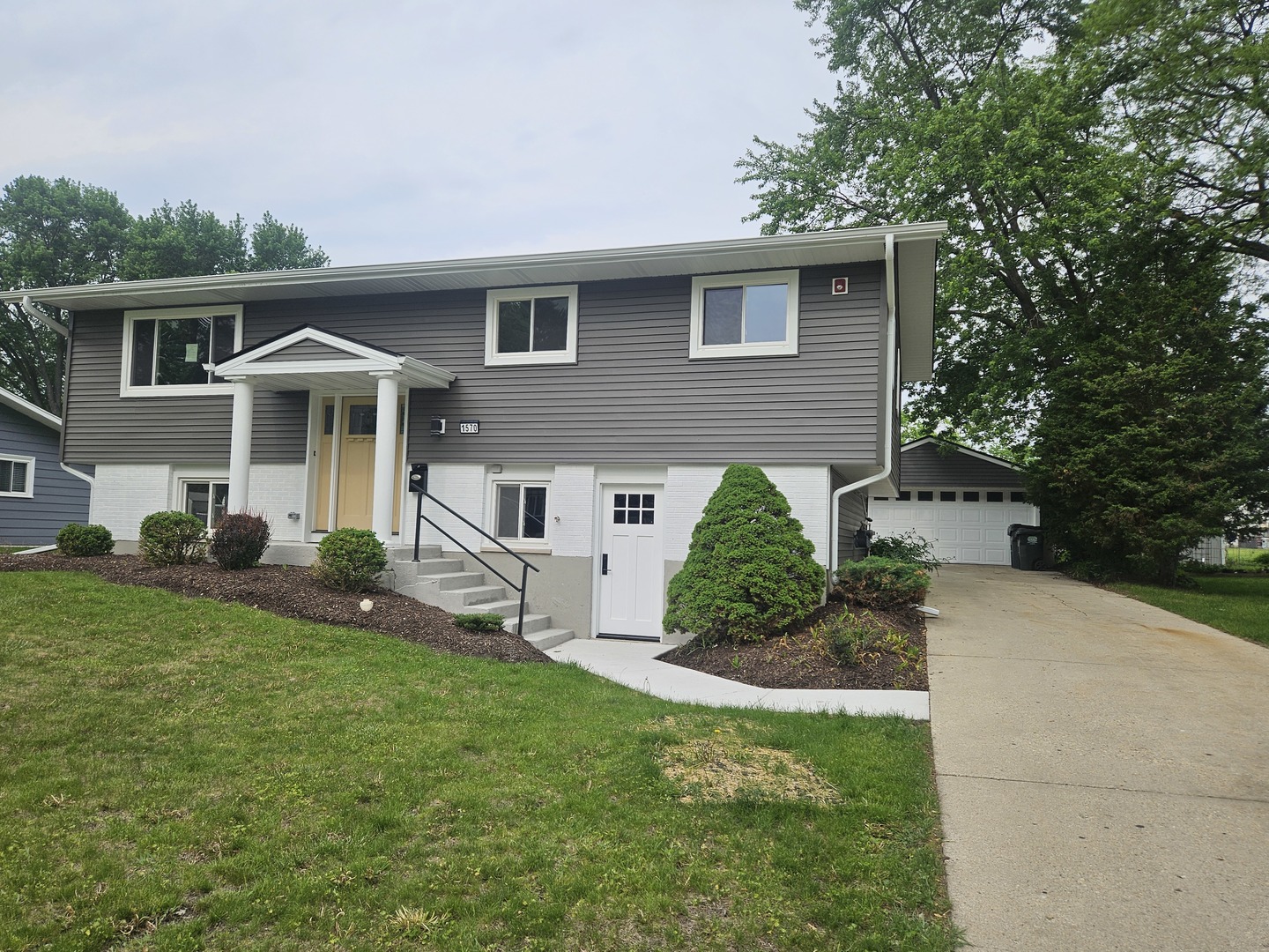 1570 Jefferson Road