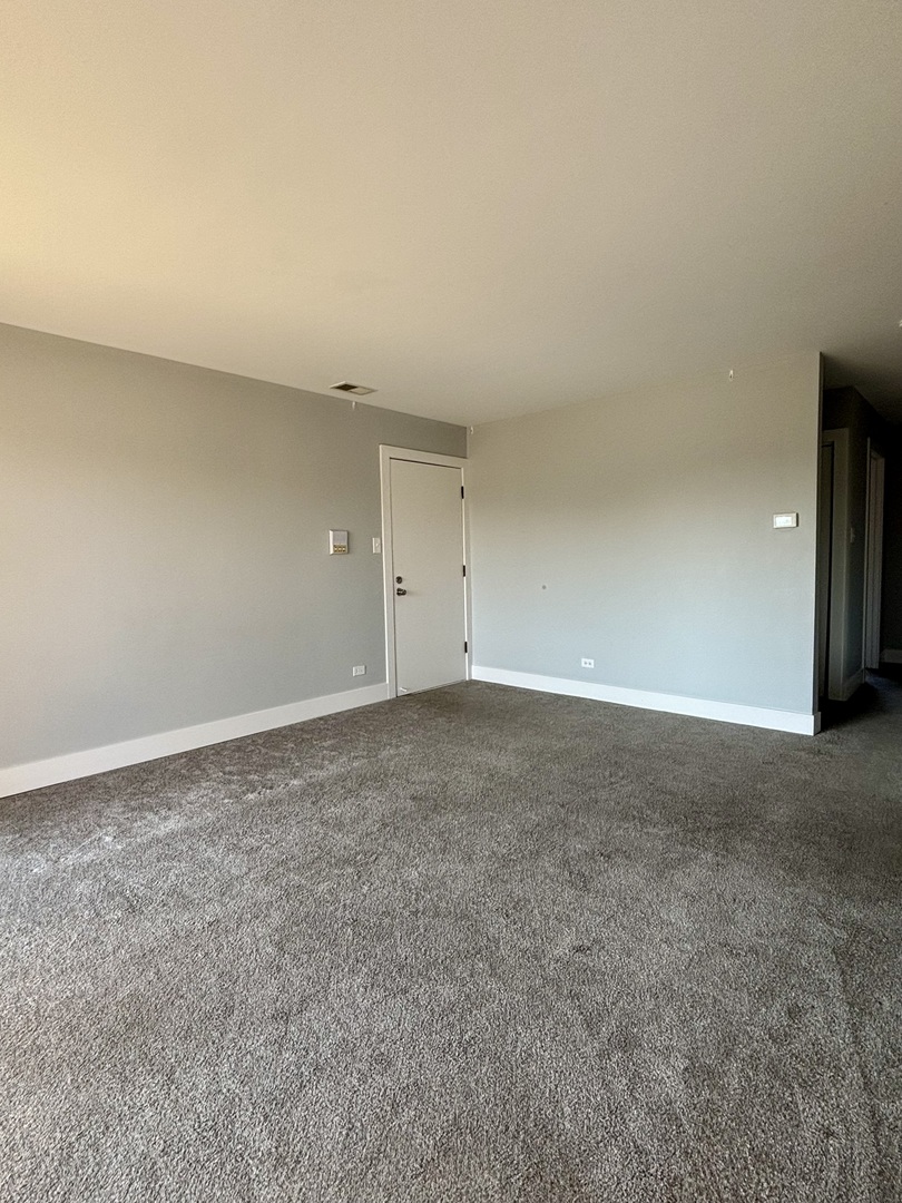 14949 Lakeview Drive 204