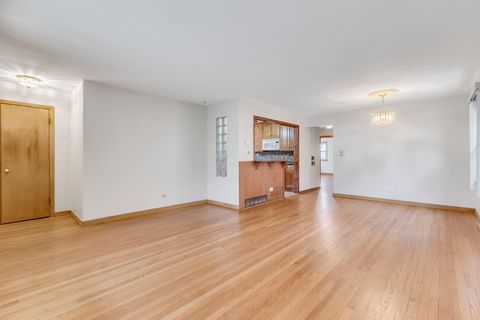 Tiny photo for 3253 N Austin Avenue, Chicago, IL 60634 (MLS # 12530988)