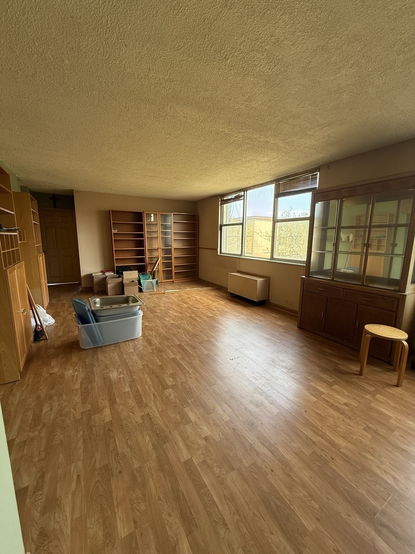 4300 W Ford City Drive 401A