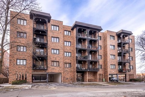 A home in Des Plaines