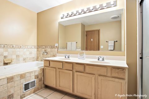 Tiny photo for McHenry, IL 60051 (MLS # 12530951)