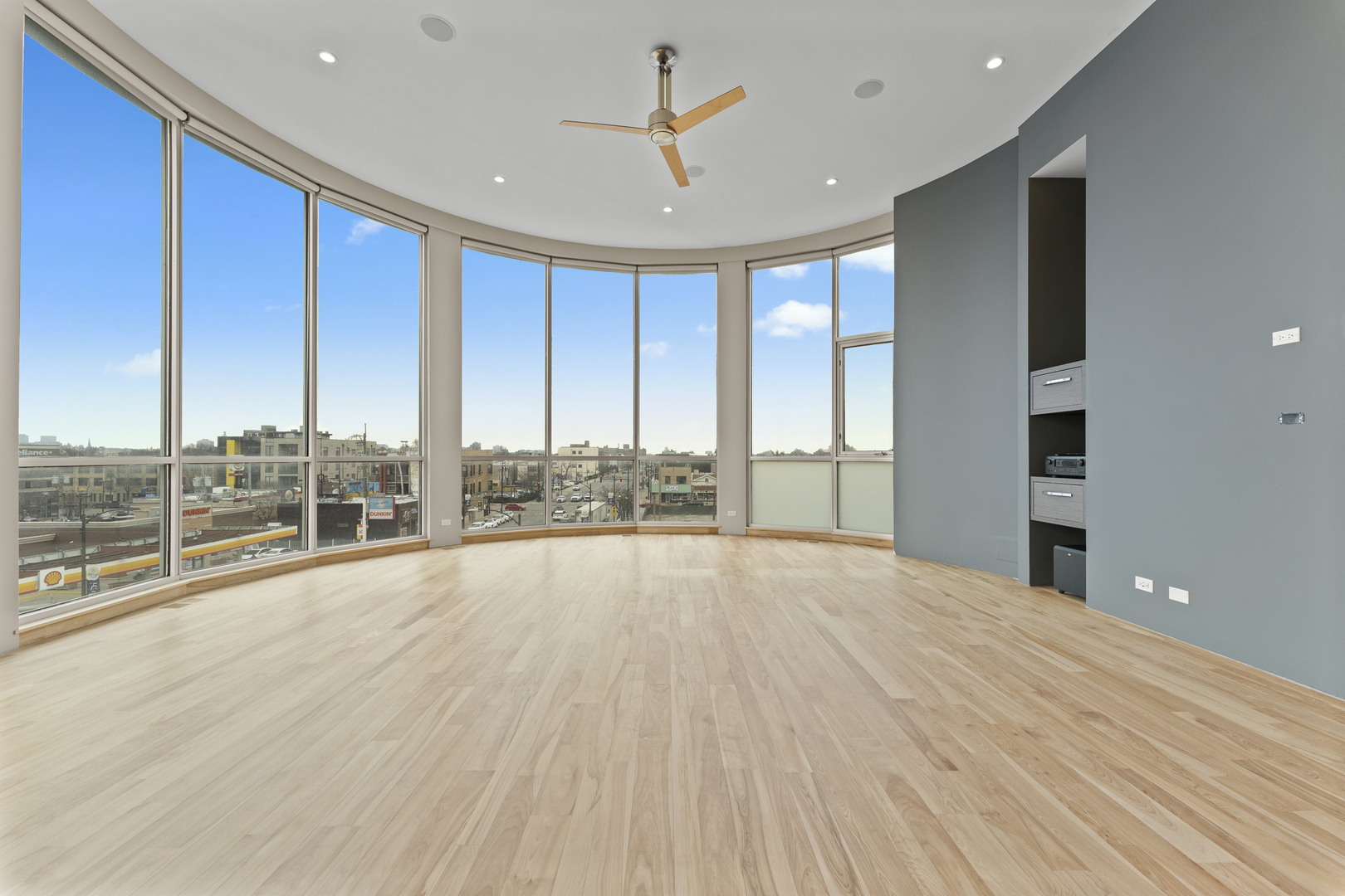 2408 W Rice Street 401