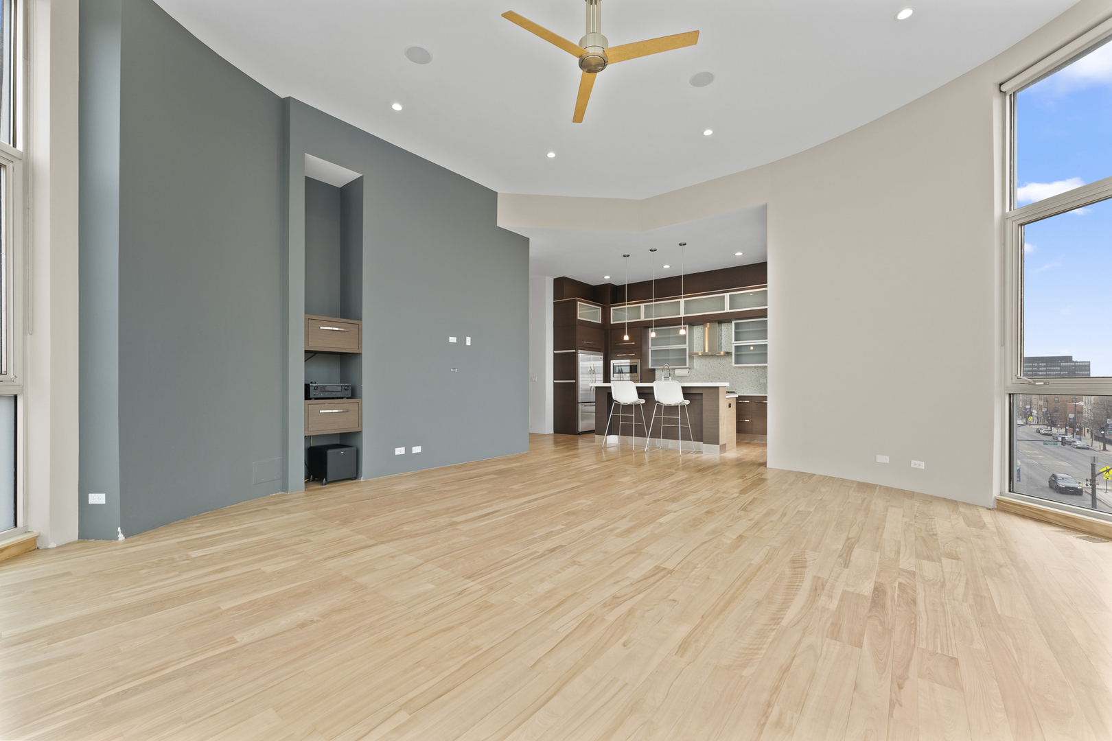 2408 W Rice Street 401