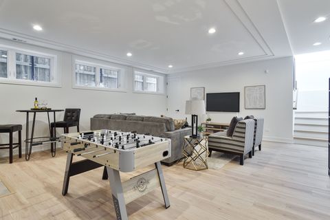 Tiny photo for 5616 N Francisco Avenue, Chicago, IL 60659 (MLS # 12593190)