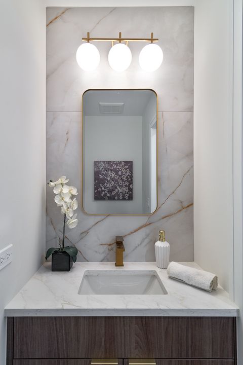 Tiny photo for 5616 N Francisco Avenue, Chicago, IL 60659 (MLS # 12593190)