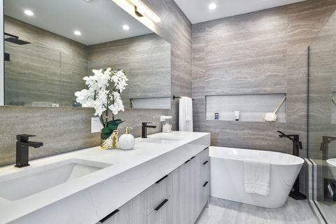 Tiny photo for 5616 N Francisco Avenue, Chicago, IL 60659 (MLS # 12593190)