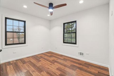 Tiny photo for 1509 Center Street, Des Plaines, IL 60018 (MLS # 12588683)