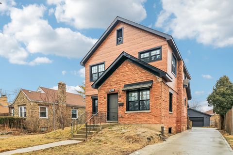 Tiny photo for 1509 Center Street, Des Plaines, IL 60018 (MLS # 12588683)