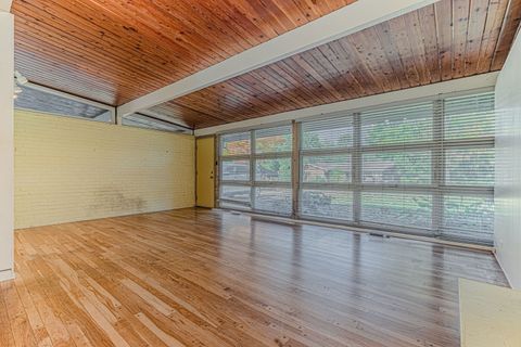 Tiny photo for 3109 11th Street, Winthrop Harbor, IL 60096 (MLS # 12503051)