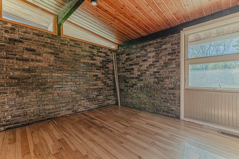 Tiny photo for 3109 11th Street, Winthrop Harbor, IL 60096 (MLS # 12503051)