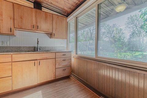 Tiny photo for 3109 11th Street, Winthrop Harbor, IL 60096 (MLS # 12503051)