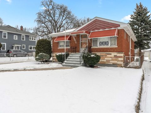 4809 Elm Street Downers Grove IL 60515