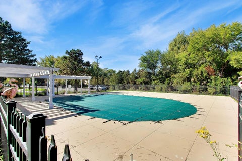 Tiny photo for 640 Perrie Drive #103, Elk Grove Village, IL 60007 (MLS # 12784129)