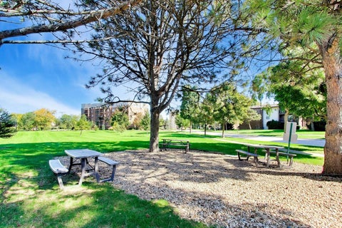 Tiny photo for 640 Perrie Drive #103, Elk Grove Village, IL 60007 (MLS # 12784129)