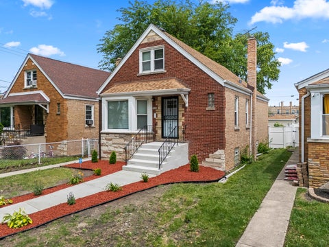 Tiny photo for 7917 S Christiana Avenue, Chicago, IL 60652 (MLS # 12726436)