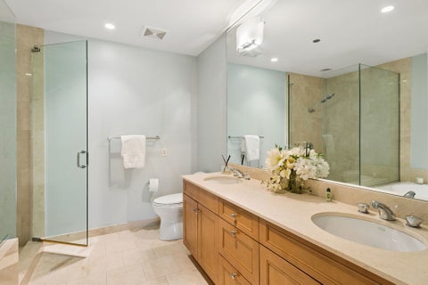 Tiny photo for 840 N LAKE SHORE Drive #401, Chicago, IL 60611 (MLS # 12789659)