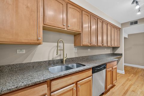Tiny photo for 2735 N Kimball Avenue #4, Chicago, IL 60647 (MLS # 12464781)