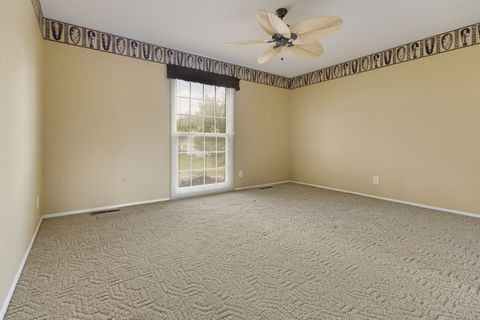 Tiny photo for 1021 Abbey Drive, Crystal Lake, IL 60014 (MLS # 12457711)