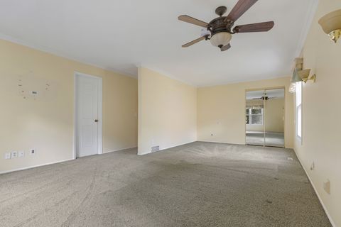 Tiny photo for 1021 Abbey Drive, Crystal Lake, IL 60014 (MLS # 12457711)