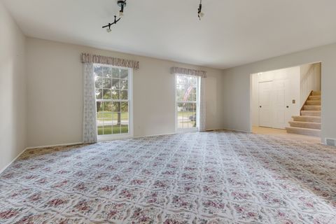 Tiny photo for 1021 Abbey Drive, Crystal Lake, IL 60014 (MLS # 12457711)