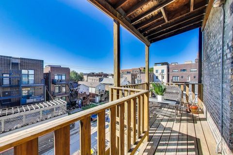 Tiny photo for 1537 W Augusta Boulevard #3R, Chicago, IL 60642 (MLS # 12551953)