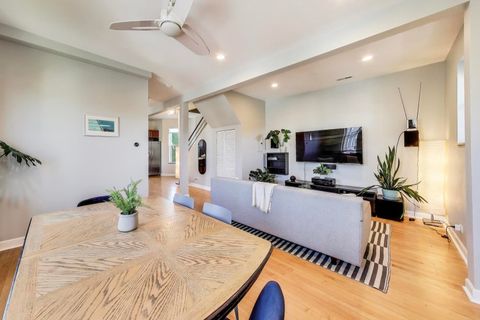 Tiny photo for 1537 W Augusta Boulevard #3R, Chicago, IL 60642 (MLS # 12551953)