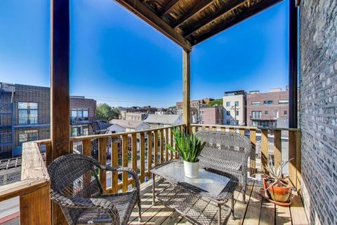 Tiny photo for 1537 W Augusta Boulevard #3R, Chicago, IL 60642 (MLS # 12551953)