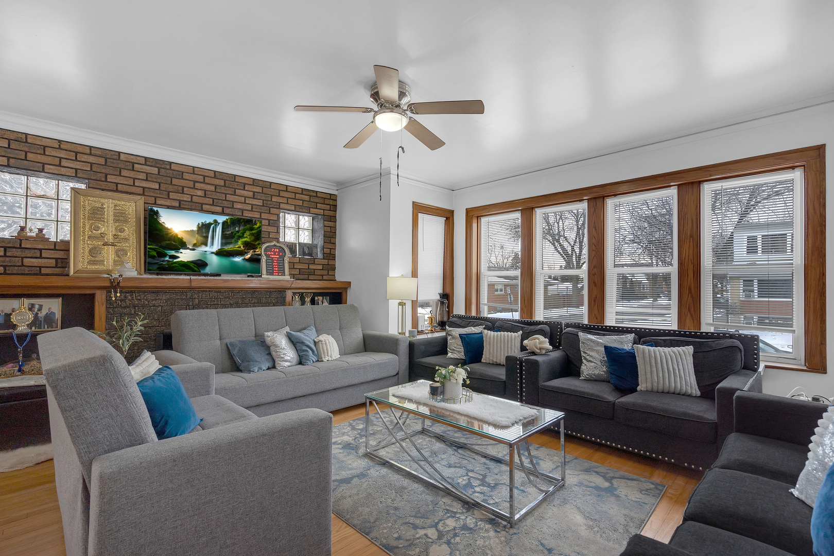 4901 N Marmora Avenue