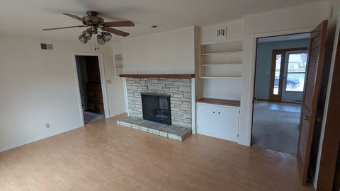Tiny photo for 1 Parkwood Drive, Davenport, IA 52803 (MLS # 12597959)