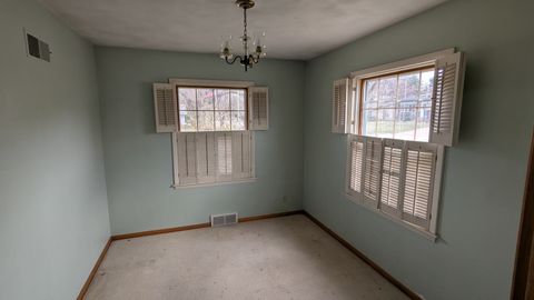 Tiny photo for 1 Parkwood Drive, Davenport, IA 52803 (MLS # 12597959)