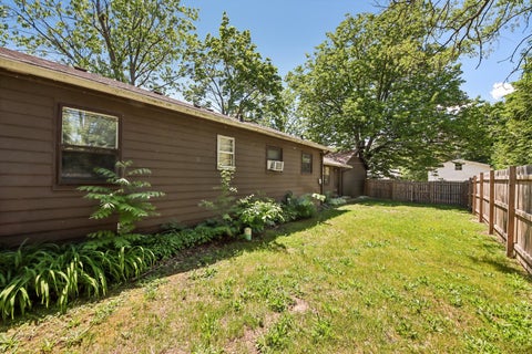 Tiny photo for 1740 Joanna Avenue, Zion, IL 60099 (MLS # 12747212)